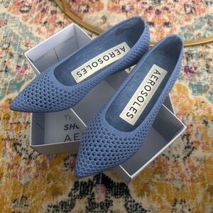 AEROSOLES Perforated Blue Flats